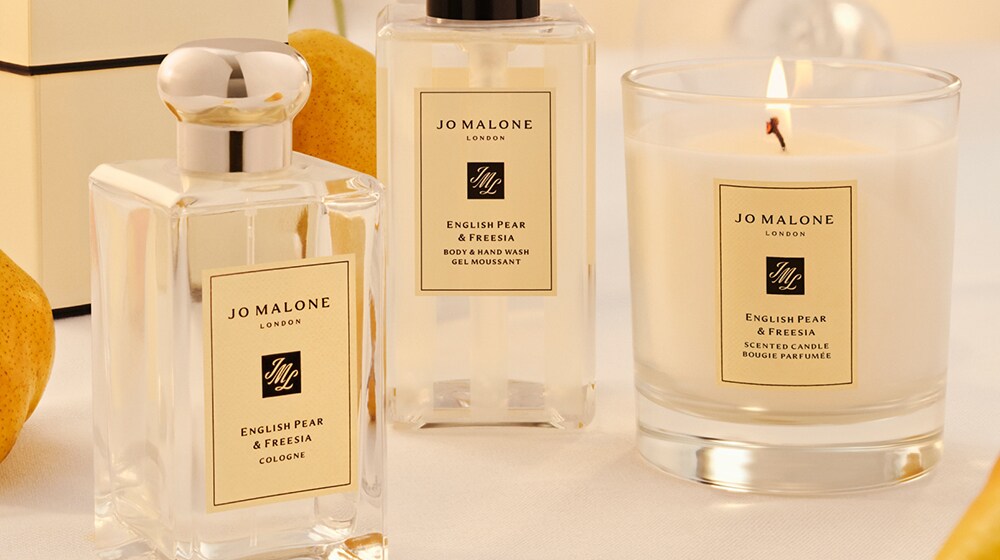 English Pear & Freesia Cologne Wash and Candle