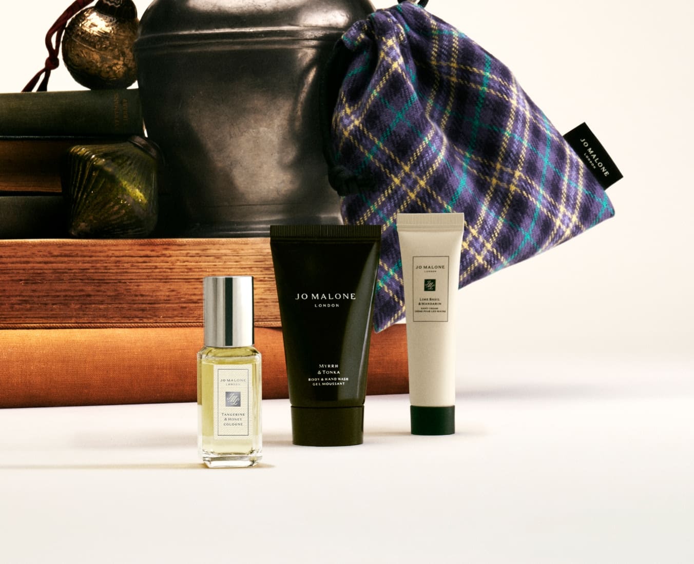 Jo Malone London | Saving 15% off Candle & Diffuser