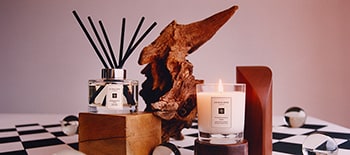 Complimentary Blackberry & Bay Body & Hand Wash 250ml when you spend £140