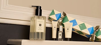 Black Friday Complimentary Body & Hand Wash And Christmas Cracker